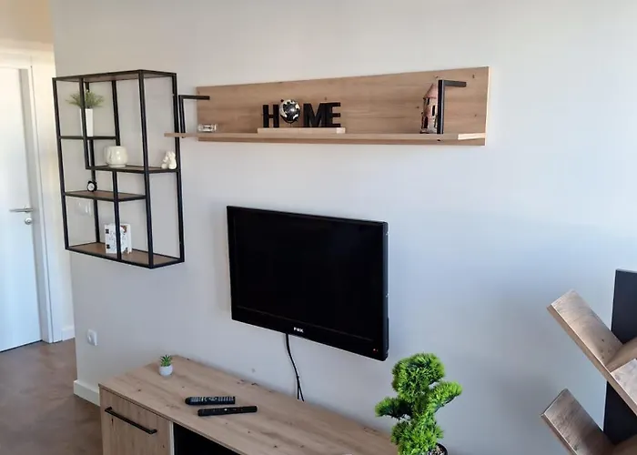 Cerak Resident * Filmski Grad